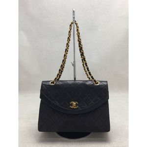 Chanel Matelasse Diana Flap Handbag